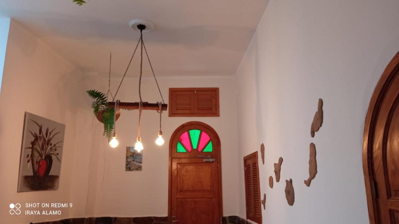 ホテル Casa Alamo Agaete アガエテ エクステリア 写真